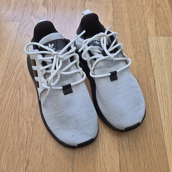 Кроссовки Adidas