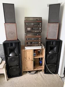 Radiotehnika, vega, yamaha (1 foto / 9)