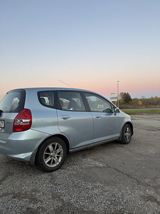 Honda Jazz (2 фото из 11)