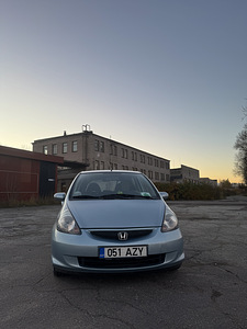 Honda Jazz (11 фото из 11)