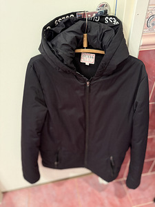 Куртка Guess (3 фото из 3)