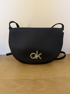 Kott CALVIN KLEIN (1 foto / 1)
