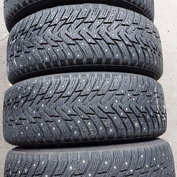 205/55/16 Nokian HKPL8 naastrehvid 4tk