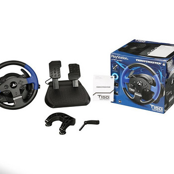 Thrustmaster T150 с педалями.