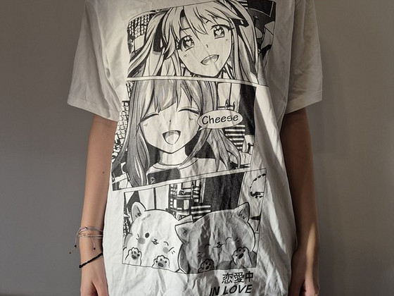 Gloria jeans T-särk animeprindiga, suurus S-M