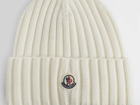 ШАПКА ЗИМНЯЯ MONCLER