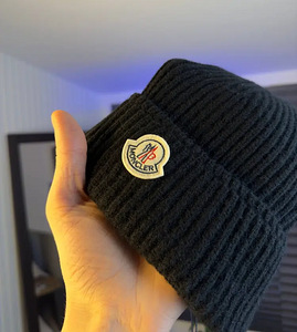 ШАПКА ЗИМНЯЯ MONCLER (5 фото из 9)