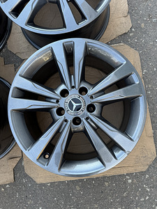 17" оригинальные диски Mercedes-Benz 5x112 (3 фото из 8)