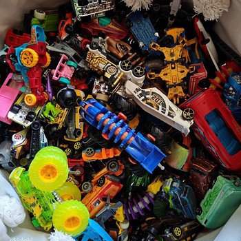 Väikesed autod, HotWheels ja sarnased