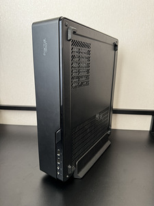 Arvutikorpus Fractal Design Node 202 Black ITX SFX SFF PC (1 foto / 6)
