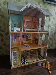 Müün Kidkrafti Barbie maja. (2 foto / 2)