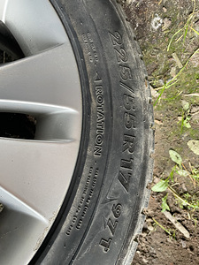 Диски и шины BMW (2 фото из 3)