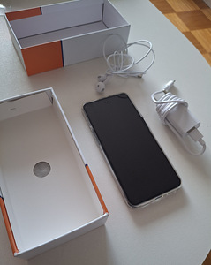 2025 New Camon 40 Pro - полный комплект, идеальное состояние (2 фото из 7)
