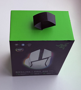 Razer Basilisk V3 Pro 35K , White Edition (5 foto / 5)