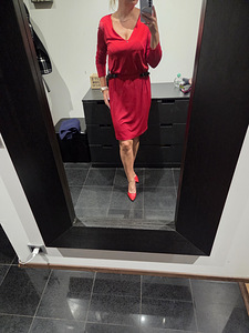 Платье Guess M-L (2 фото из 2)