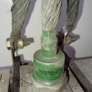 Võimsad 200A dioodid koos radiaatoritega, VL200