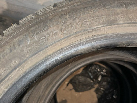 Rehvid r18 225/45