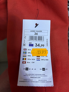 Продам новый пиджак 36 (3 фото из 3)