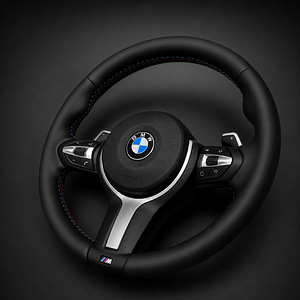 Руль для BMW X5 E70, X6 E71, 3 серии E90, E91, E92 в стиле F (2 фото из 5)