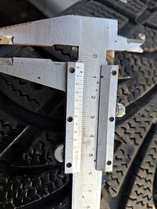215/75 R16C (8 фото из 8)