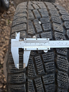 205/60R16 (5 фото из 10)