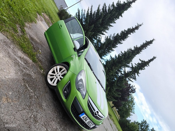 Opel Corsa D 1.2, робот, 2011, 63кВт, 130.000км