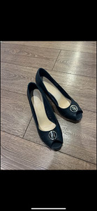 Туфли Tommy Hilfiger (2 фото из 3)
