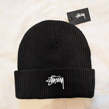 Новая шапка Stüssy