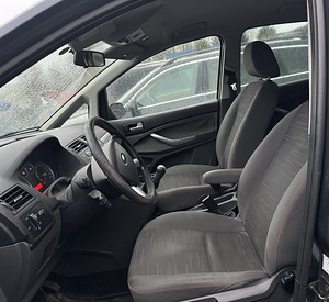 Ford C-Max, 1,6 tdci, varuosad (8 foto / 9)