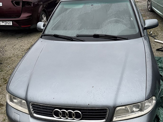 AUDI A4 B5 1,9 DIISEL 85 KWT, VARUOSAD