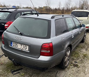 AUDI A4 B5 1,9 DIISEL 85 KWT, VARUOSAD (5 foto / 9)