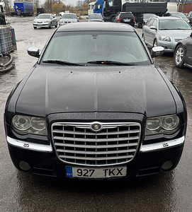 CHRYSLER 300C 3,0 DIISEL, VARUOSAD (1 foto / 9)