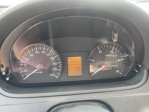 Mercedes Vito (8 foto / 11)