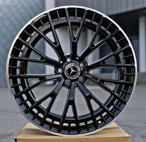 Новые разноширокие диски R20 Mercedes AMG (3 фото из 3)