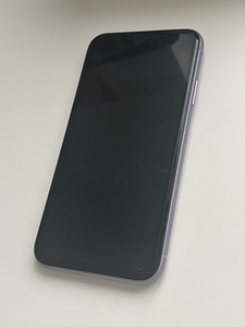 11 iPhone (2 фото из 2)