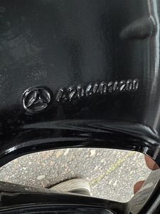 17" оригинальные диски Mercedes-Benz разного типа 5x112 (W206) (9 фото из 10)