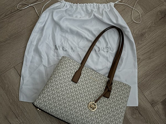 Michael Kors kott