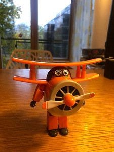 Mänguasi lennuk Wings, Super Tiivad (1 foto / 2)