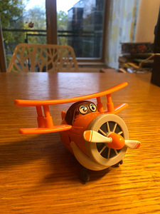 Mänguasi lennuk Wings, Super Tiivad (2 foto / 2)