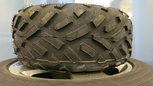 Rehvid 18x8-8 ja 19x7-8 (3 foto / 4)