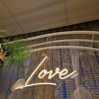 LED надпись LOVE