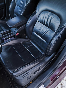 Skoda Superb (9 фото из 10)