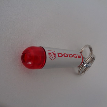 Брелок-фонарик Dodge