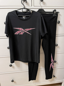 Костюм Reebok (1 фото из 3)