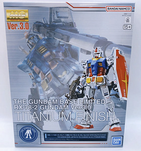 Gundam Base Limited RX-78-2 MG 3.0 Titanium (2 foto / 2)
