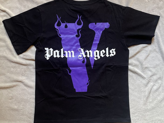 Чёрная футболка Vlone