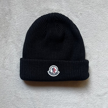 Moncler Must Müts