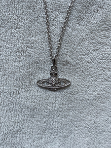Vivienne Westwood ожерелье (2 фото из 3)