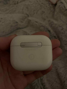 Apple Airpods 3 (2 фото из 4)