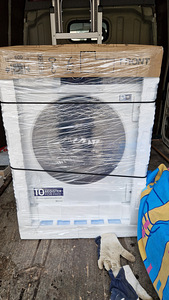 Стиральная машина Electrolux PerfectCare 700 (2 фото из 3)